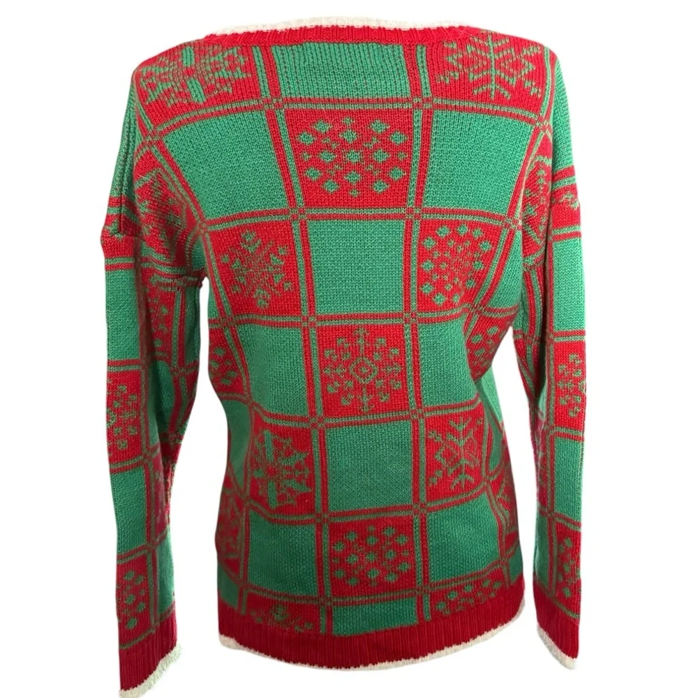 Women’s 33 Degrees Pug Puppy Christmas’s Sweater - Picture 2 of 5